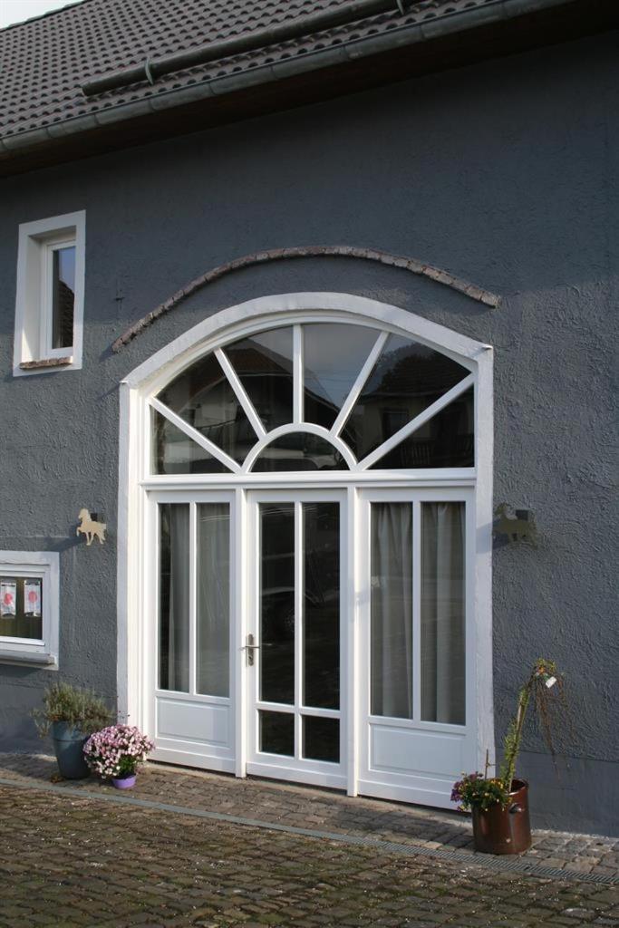 Isi-hof Farm stay Schonfeld (Vulkaneifel)